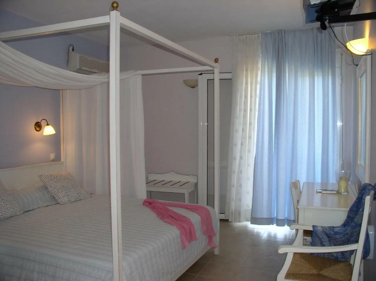 Astra Village Hotel Suites And Spa Livathos  Aparthotel Livathos (Kefalonia)