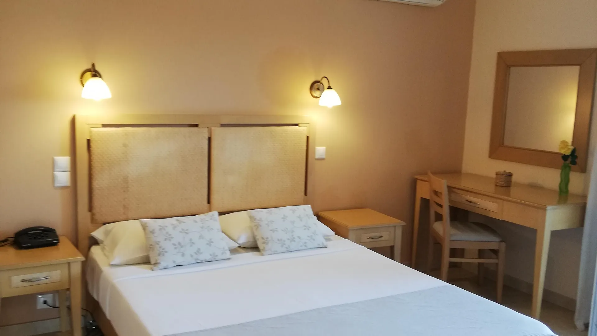 **** Apartahotel Astra Village Hotel Suites And Spa Livathos  Grecia