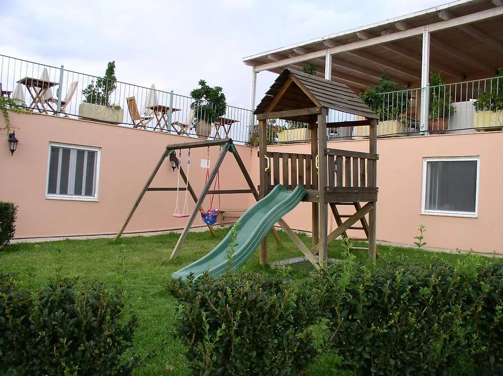 Hotel apartamentowy Astra Village Hotel Suites And Spa Livathos